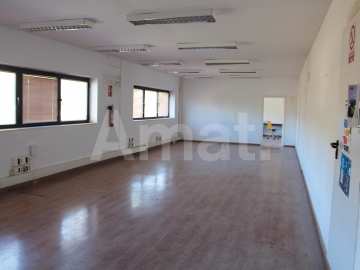 Nave industrial en alquiler con excelentes comunicaciones en Sant Just Desvern -30