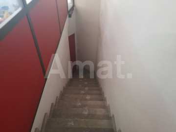 Magnificent Renovated Commercial Space in the Centre -11