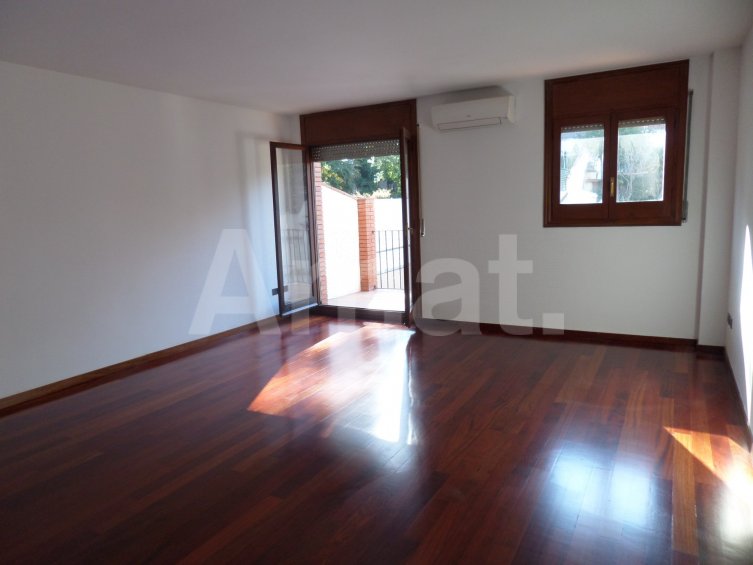 Maravilloso ático, céntrico, muy luminoso y tranquilo