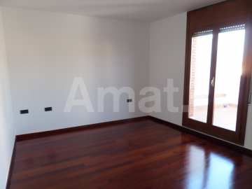 Maravilloso ático, céntrico, muy luminoso y tranquilo -2