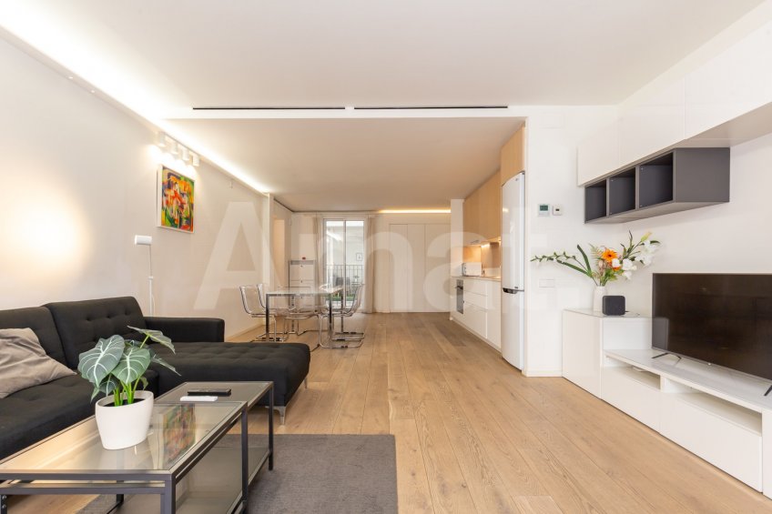 Habitatge seminou del 2017 al costat del Passeig Colom en venda