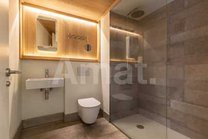 Habitatge seminou del 2017 al costat del Passeig Colom en venda -19