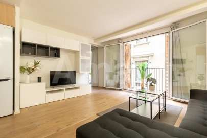 Habitatge seminou del 2017 al costat del Passeig Colom en venda -8