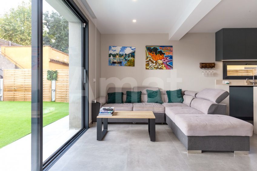 Casa d'estil modern a Mirasol	 -11