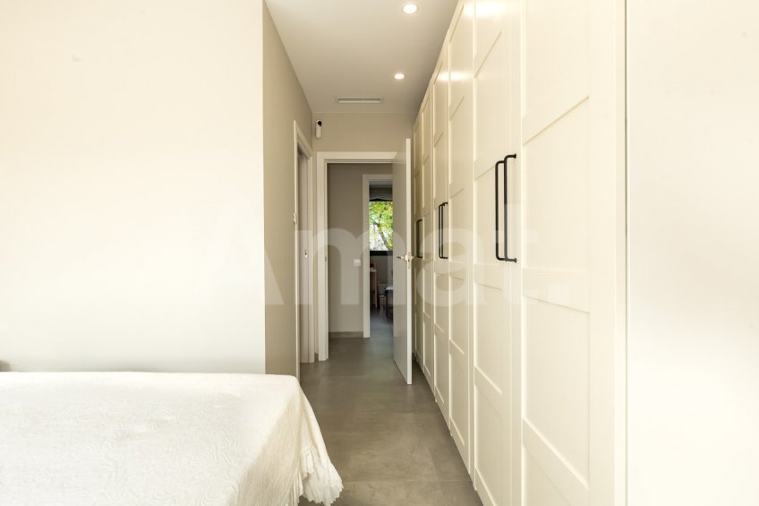 Casa d'estil modern a Mirasol	 -24