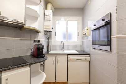 Flat with tourist license and views of the Sagrada Familia -10