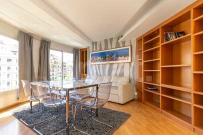 Flat with tourist license and views of the Sagrada Familia -15