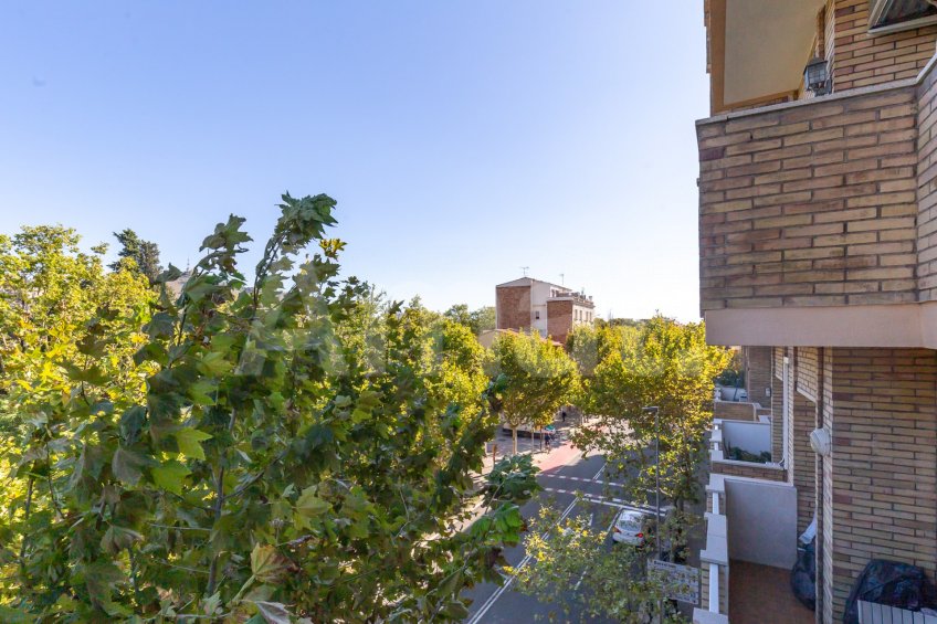Piso nuevo a estrenar en el centro de Esplugues -12