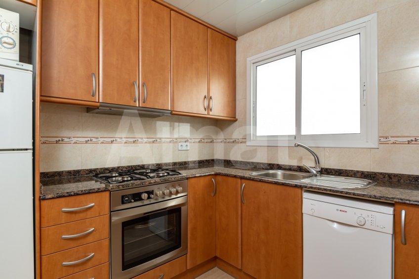 Fantástico piso de 3 habitaciones junto a la Plaza de la Carpa. -2