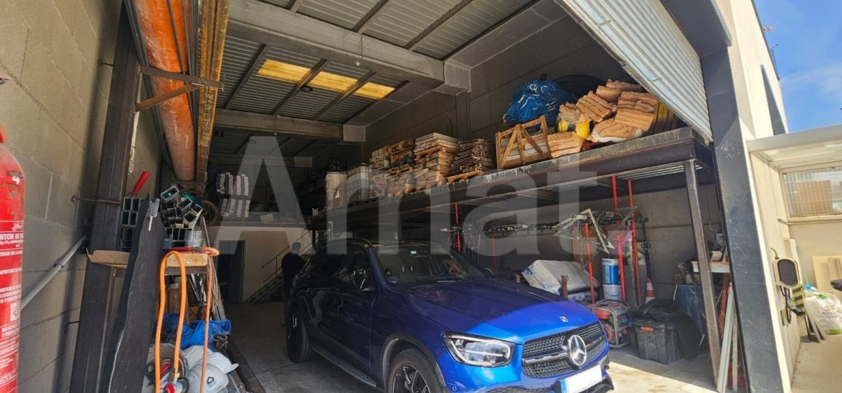Conjunto de naves a Sant Feliu de Llobregat -4