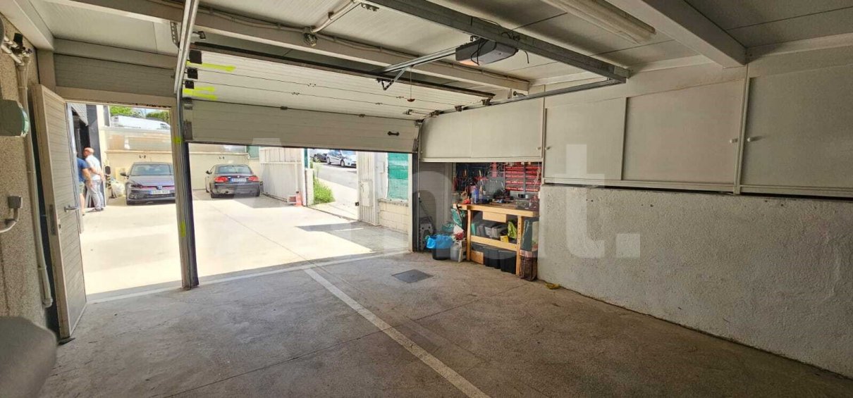 Conjunto de naves a Sant Feliu de Llobregat -6