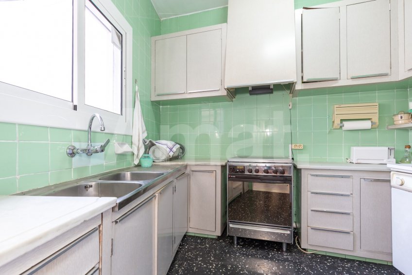 Casa con gran potencial en La Sagrera -19