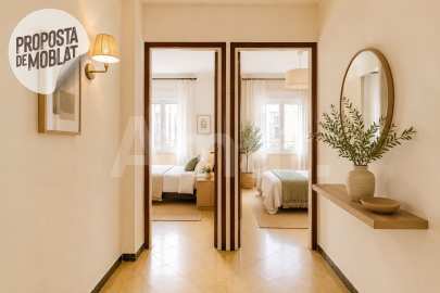 Casa con gran potencial en La Sagrera -2