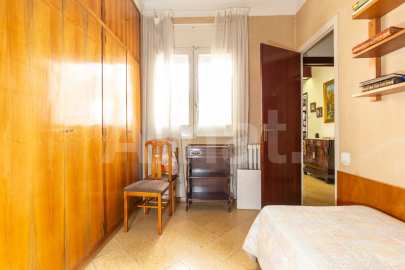 Casa con gran potencial en La Sagrera -36