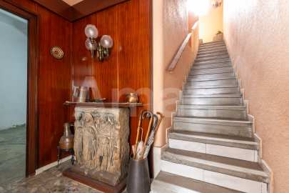 Casa con gran potencial en La Sagrera -4