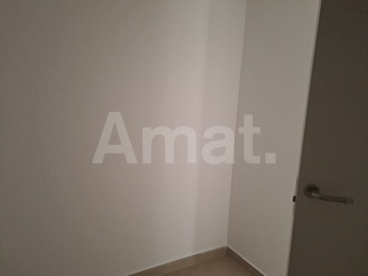 JOSEP RICART Large 4-bedroom flat with terrace -19