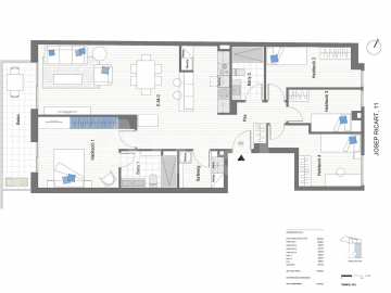 JOSEP RICART Large 4-bedroom flat with terrace -30