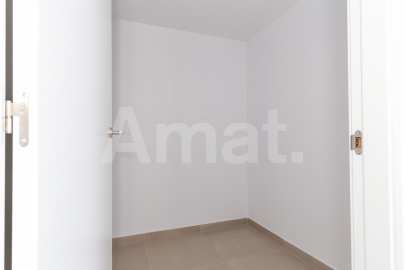 Gran piso nuevo con 4 dormitorios y terraza -32