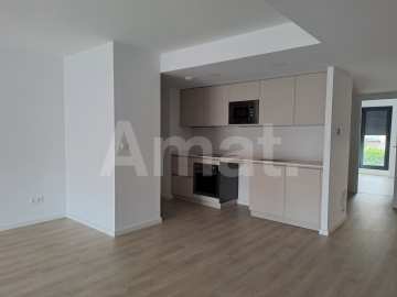 JOSEP RICART Large 4-bedroom flat with terrace -6