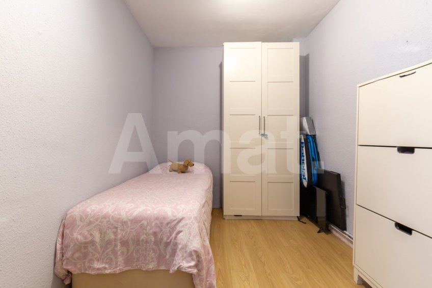 Piso con 4 amplias habitaciones y perfecta ubicación -23