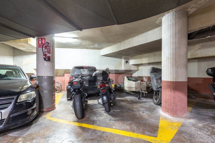 Piso con 4 amplias habitaciones y perfecta ubicación -35