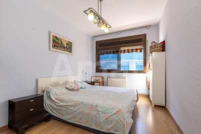 Piso con 4 amplias habitaciones y perfecta ubicación -14