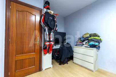 Piso con 4 amplias habitaciones y perfecta ubicación -21