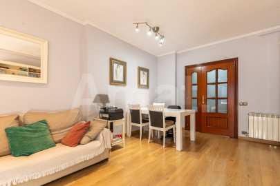 Piso con 4 amplias habitaciones y perfecta ubicación -6