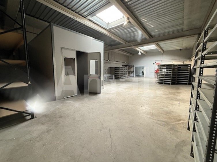 Industrial warehouse for rent in the Les Grases Industrial Estate, Sant Feliu de Llobregat -17