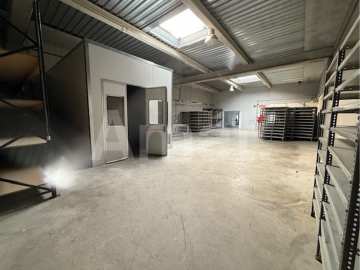 Industrial warehouse for rent in the Les Grases Industrial Estate, Sant Feliu de Llobregat -17