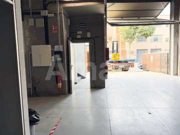 Industrial warehouse for rent in the Les Grases Industrial Estate, Sant Feliu de Llobregat -4