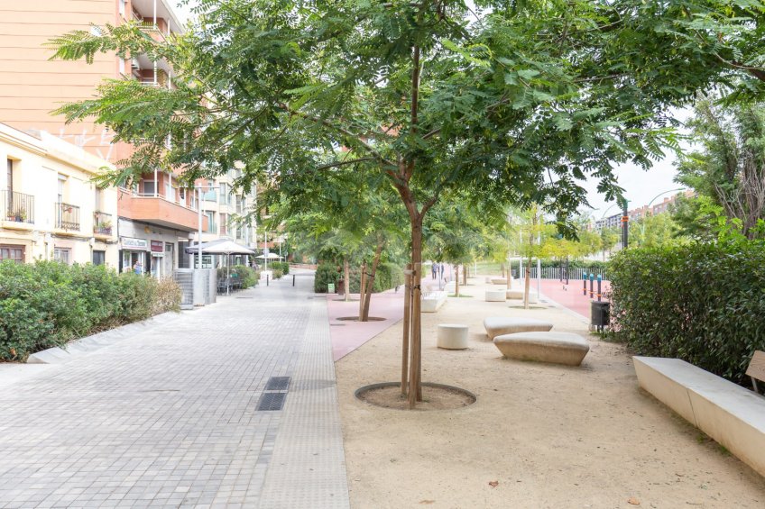 Pis reformat amb vistes al clot -32