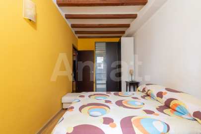 Pis reformat amb vistes al clot -21