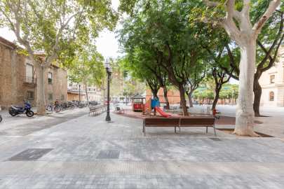 Pis reformat amb vistes al clot -30