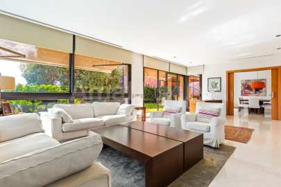 Elegante casa con vistas, en Ciudad Diagonal -13