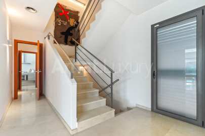Elegante casa con vistas, en Ciudad Diagonal -20