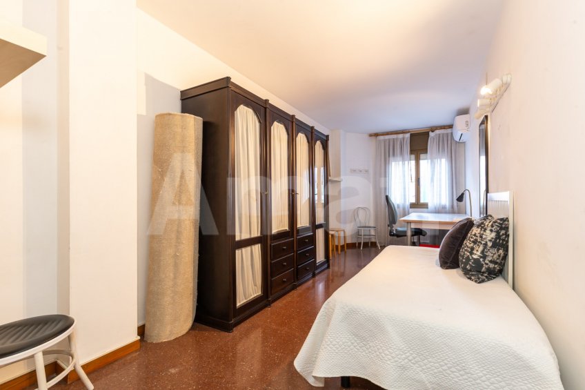 Pis de 4 habitacions a Ripollet -24