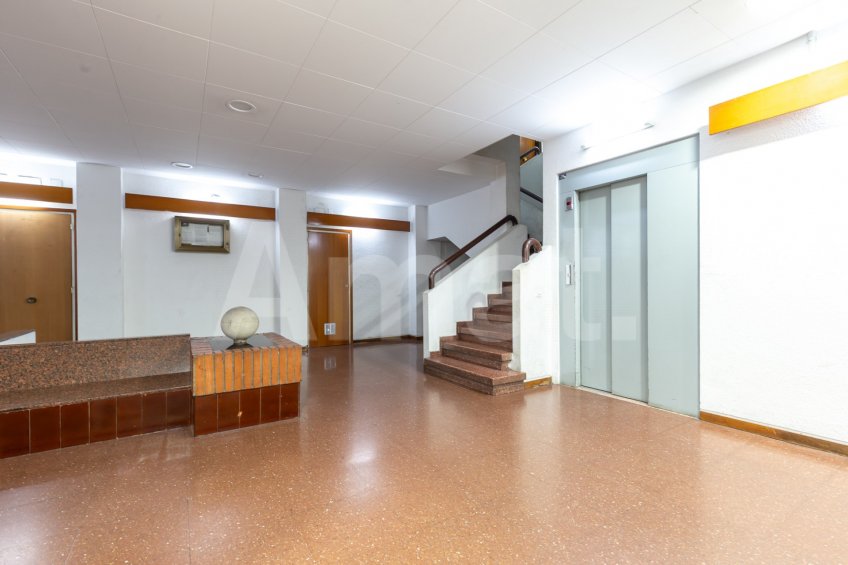 Pis de 4 habitacions a Ripollet -33
