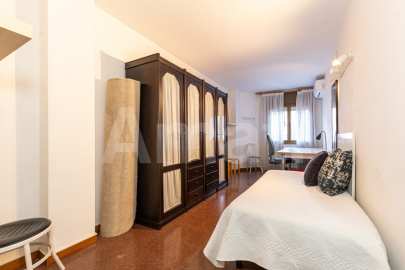 Pis de 4 habitacions a Ripollet -24