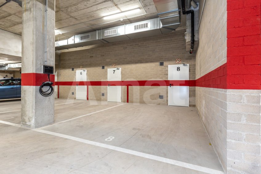 Pis seminou, alt i cantoner, amb terrassa i piscina -32