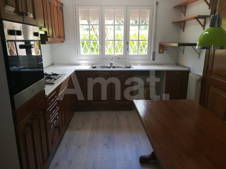 Beautiful detached house in L' Eixample -4