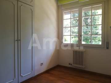 Beautiful detached house in L' Eixample -14