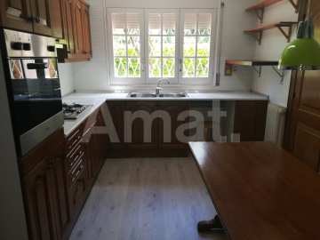 Beautiful detached house in L' Eixample -4