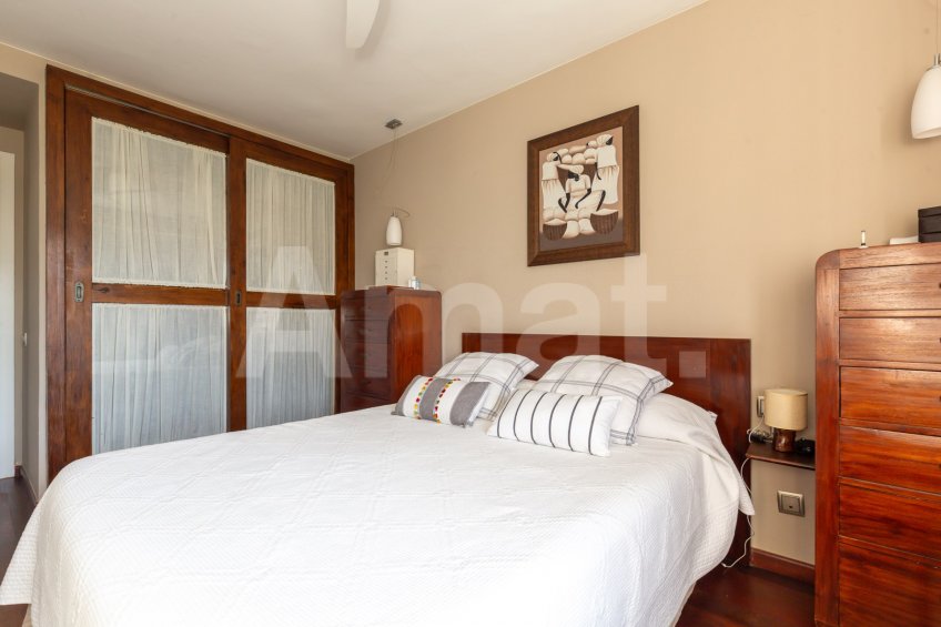 Fantastic fully renovated terraced house with garden -27