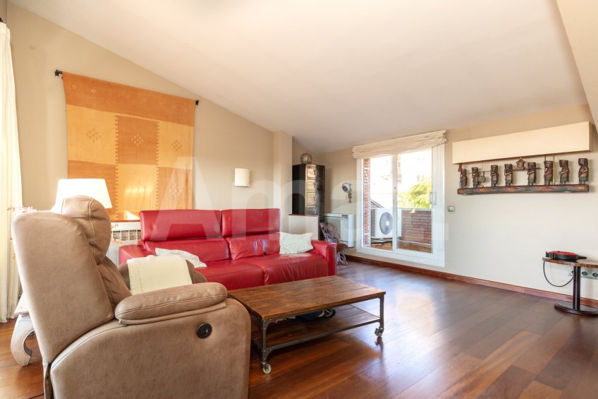Fantastic fully renovated terraced house with garden -37