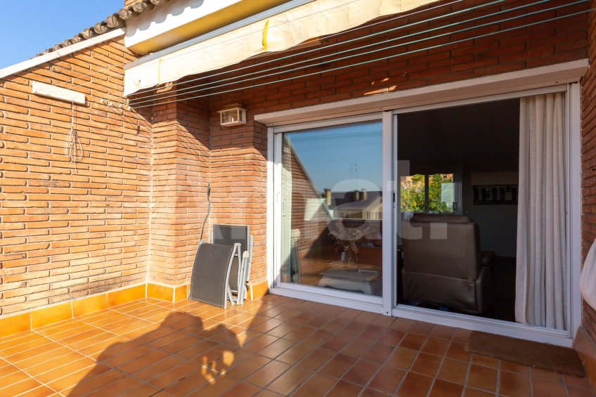 Fantastic fully renovated terraced house with garden -40