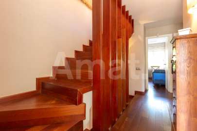 Fantastic fully renovated terraced house with garden -24