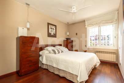 Fantastic fully renovated terraced house with garden -26