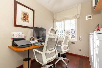 Fantastic fully renovated terraced house with garden -35