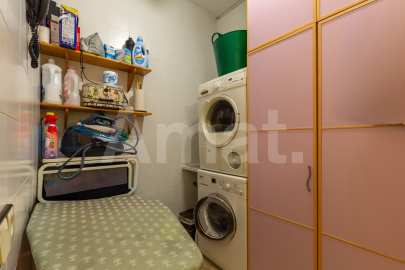 Fantastic fully renovated terraced house with garden -51